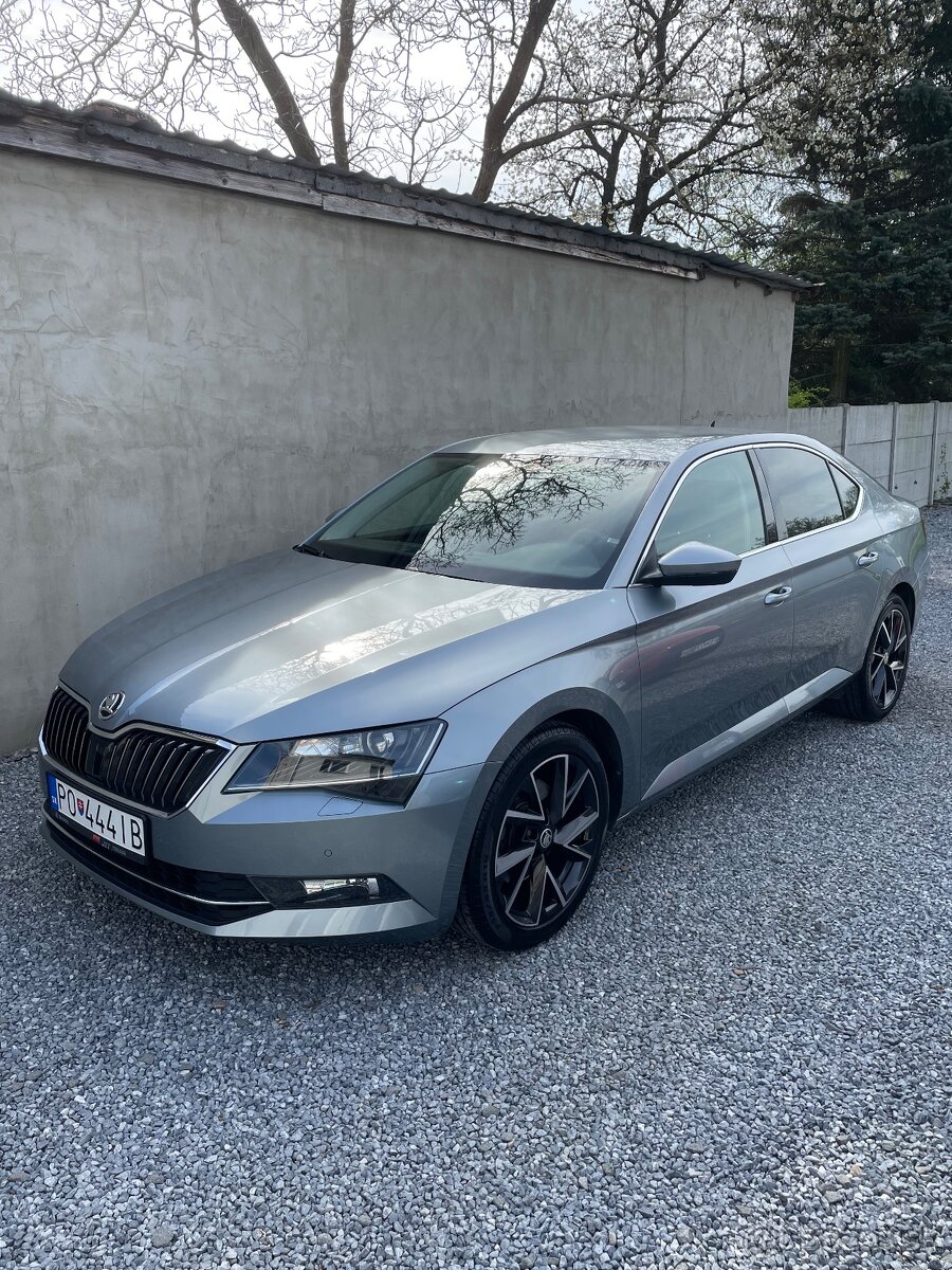 Škoda Superb 1.5 TSI DSG