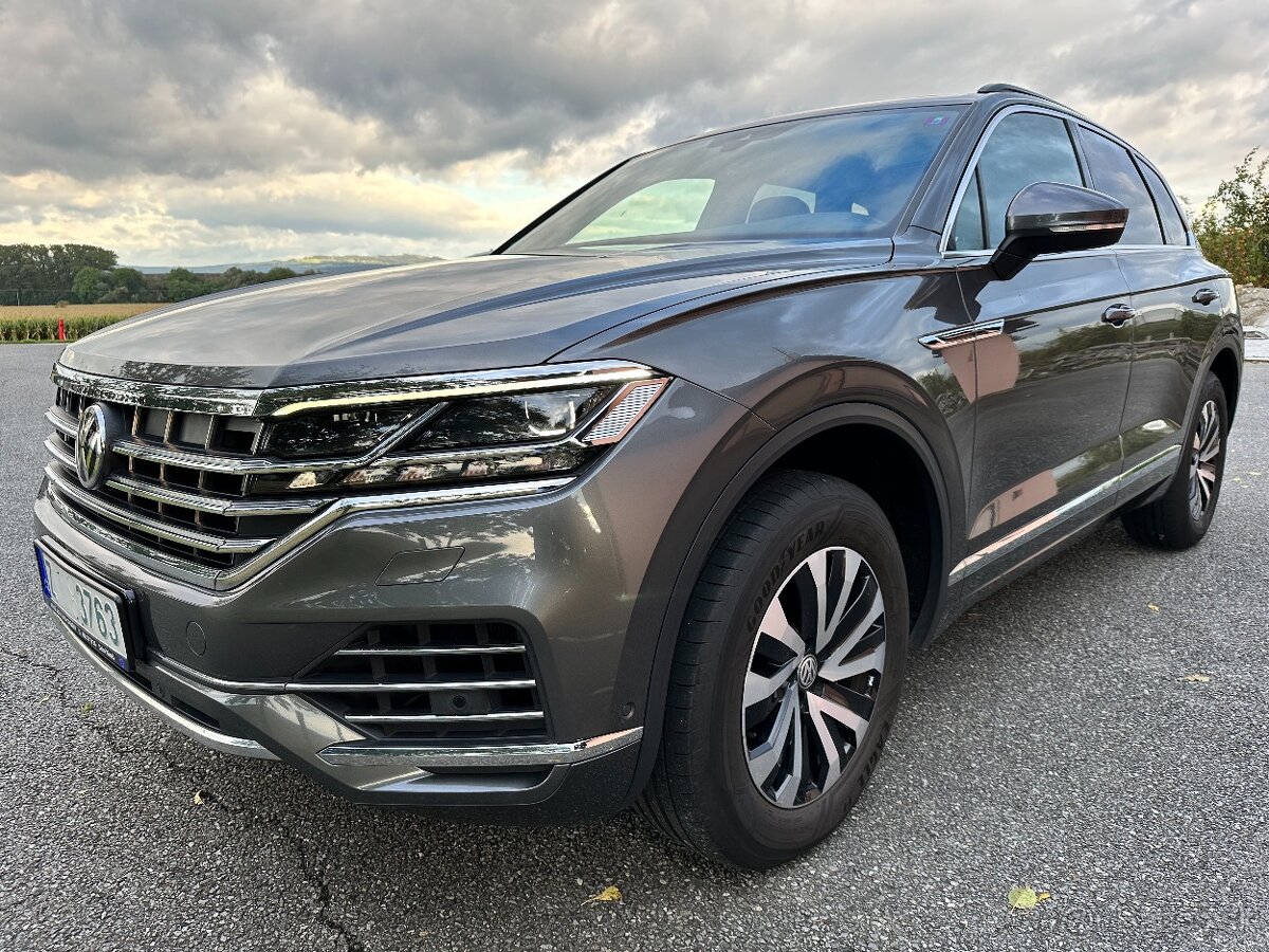 Volkswagen Touareg 3.0TDI, 210kw, DSG, 2019, nez. topení