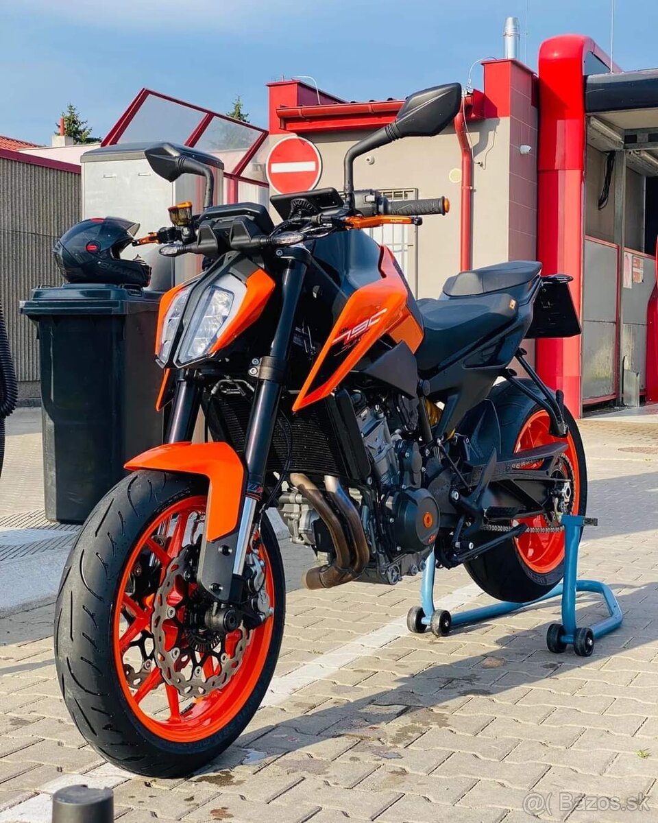 KTM 790 Duke