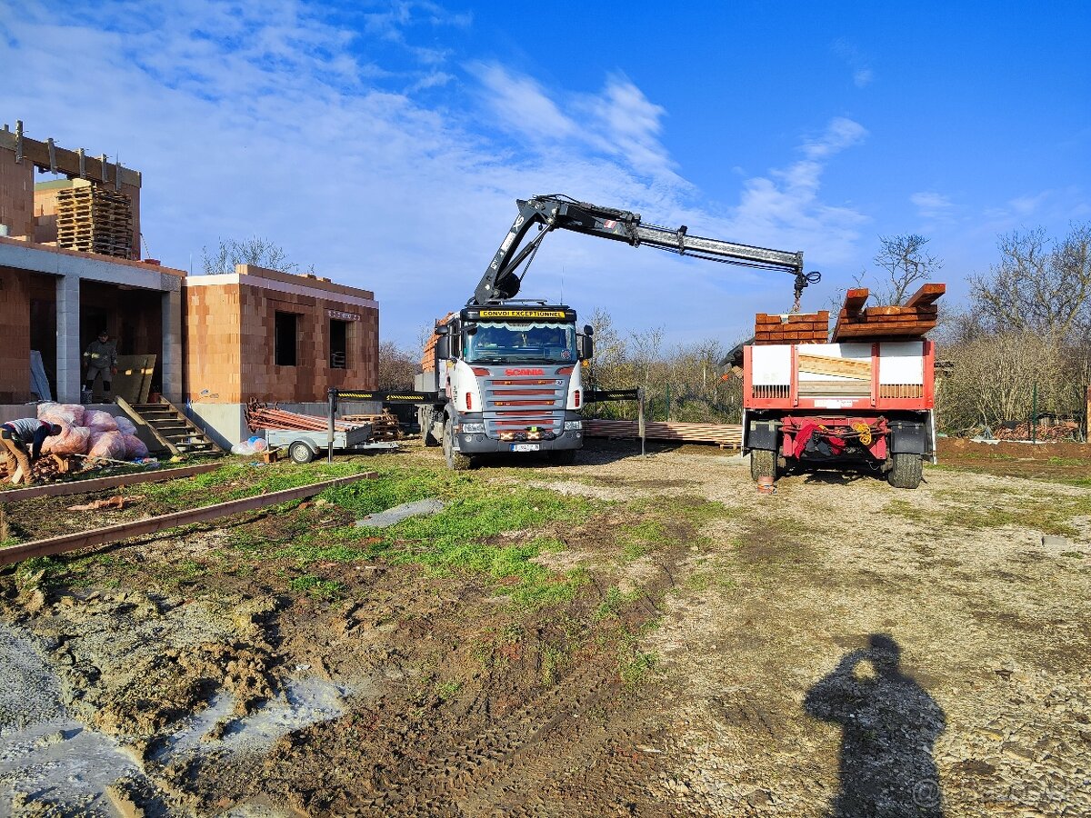 Šofér / strojník hydraulickej ruky