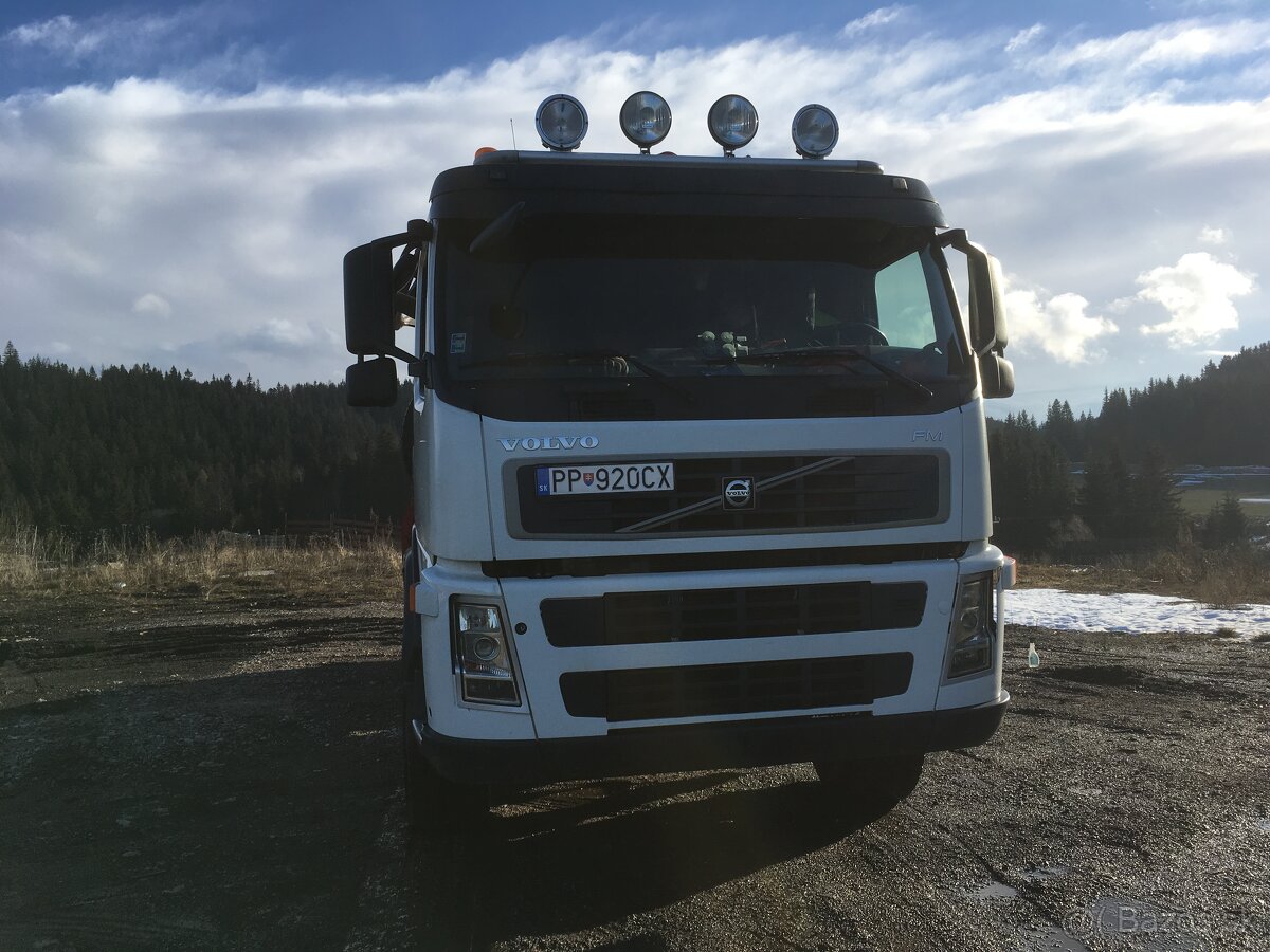 Predám lesovoz Volvo FM13  440 manuál 6x6 Euro 3