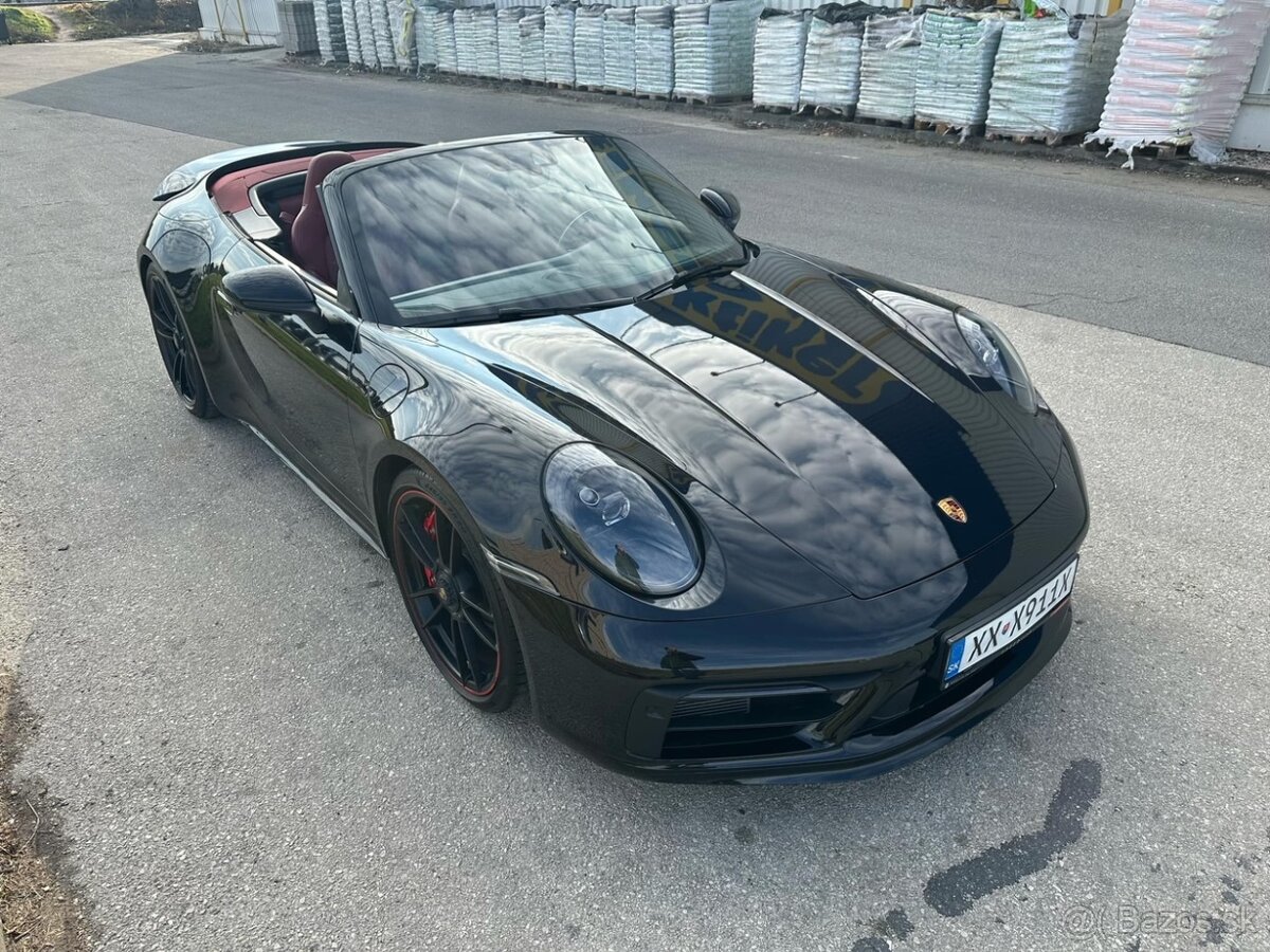 Porsche 992 911 GTS 4 CABRIO