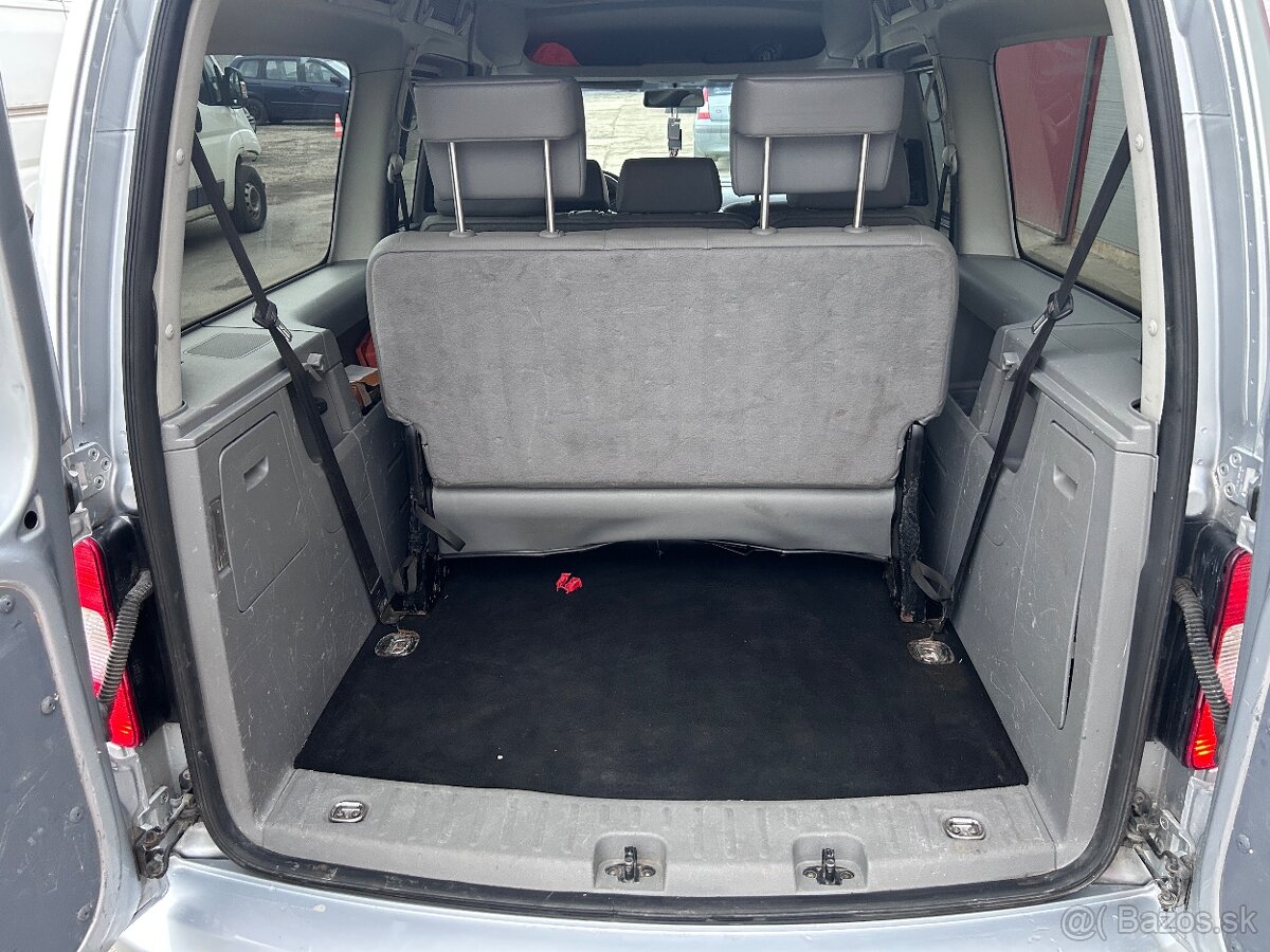 Predám vw caddy maxi 1,9 TDi DSG 7 miestne