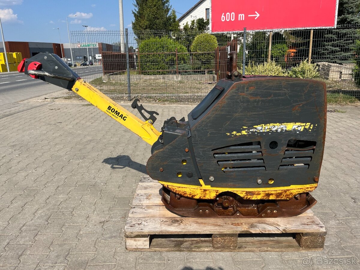 Reverzna vibracna doska Bomag BPR 70/70 D/E, Wacker Neuson