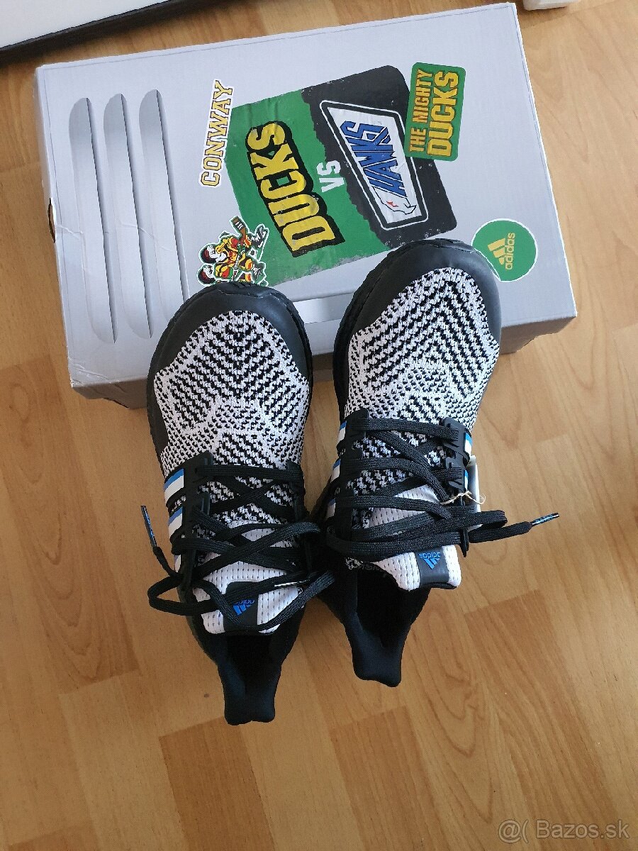 ADIDAS X MIGHTY DUCKS ULTRABOOST 1.0 DNA UK7.5