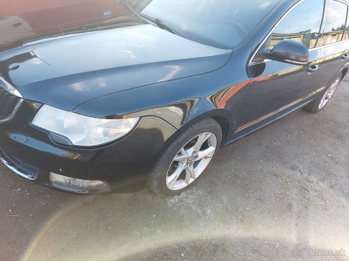 Skoda Superb 2.0tdi DSG