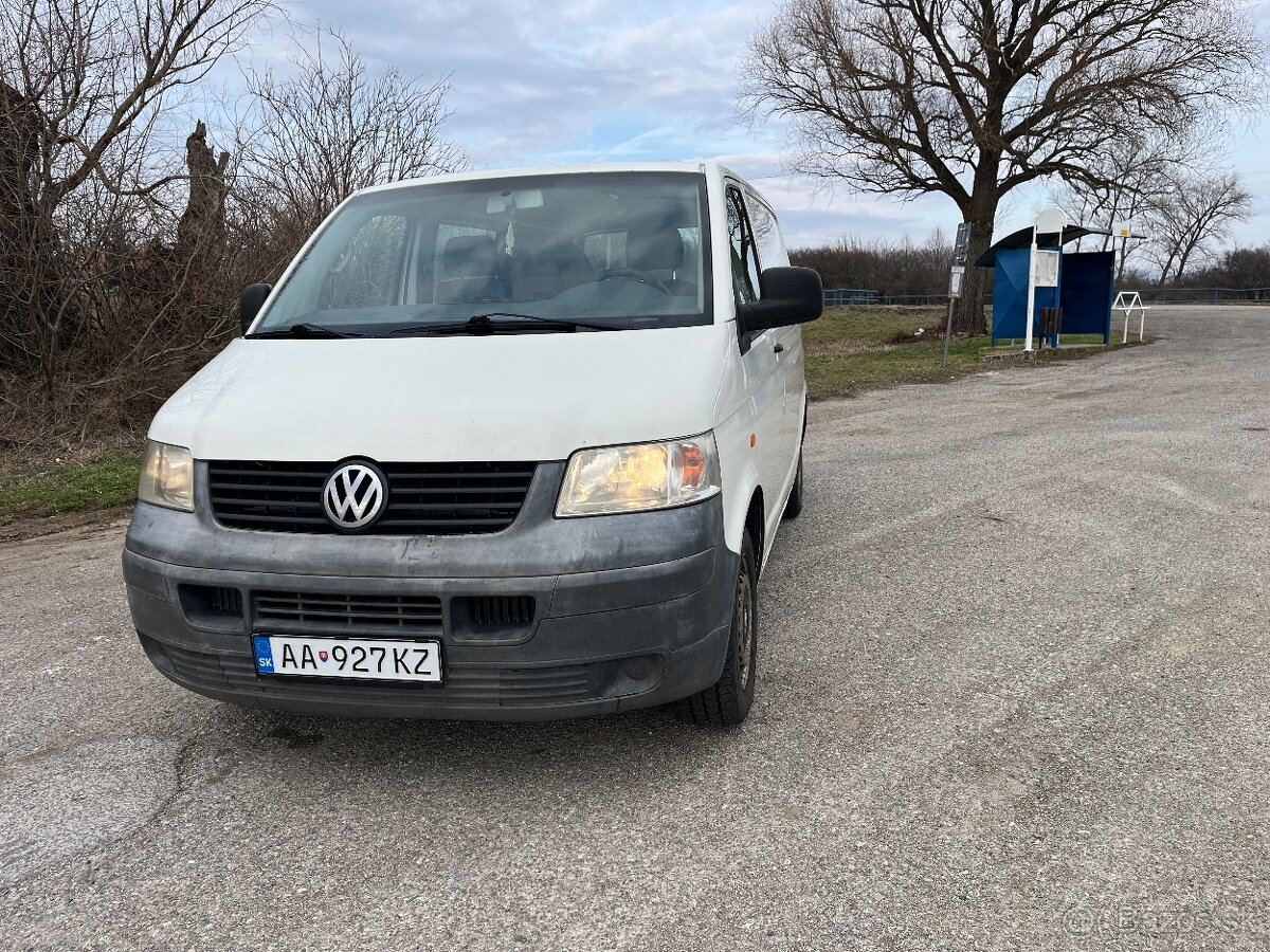 Volkswagen Transporter T5 1.9 TDI