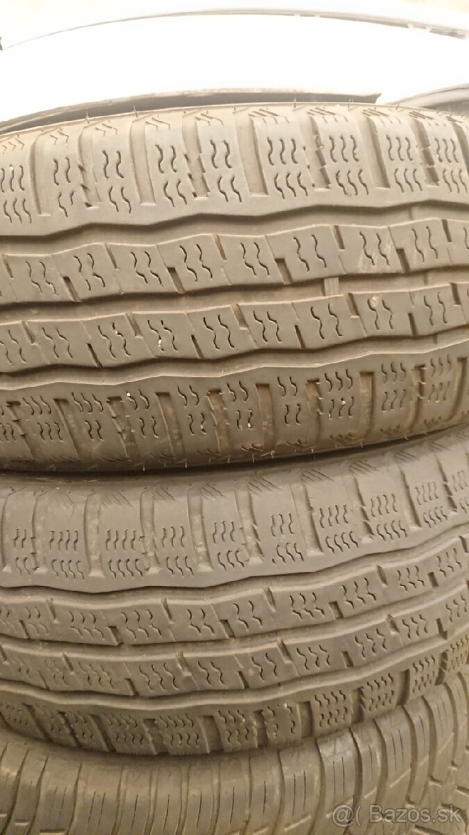 Celoročné pneu sailun