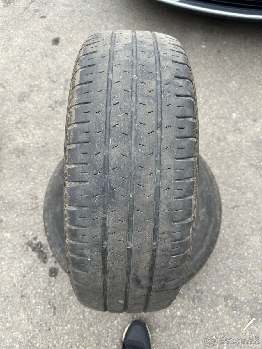 215/70r15c