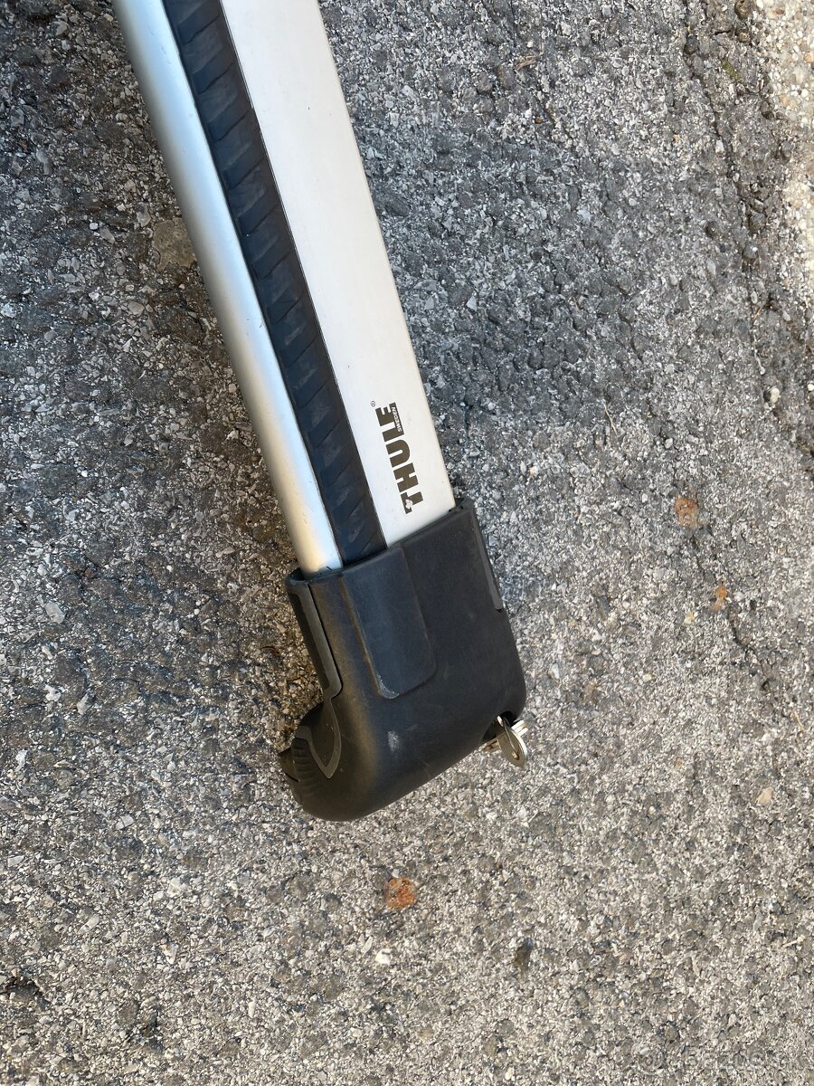 THULE strešný nosič wingbar edge + nosiče lyží