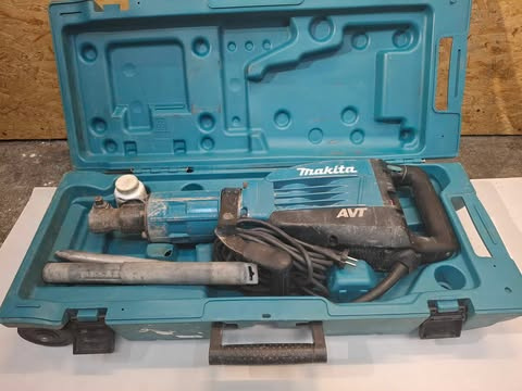 Búracie kladivo MAKITA HM 1317C