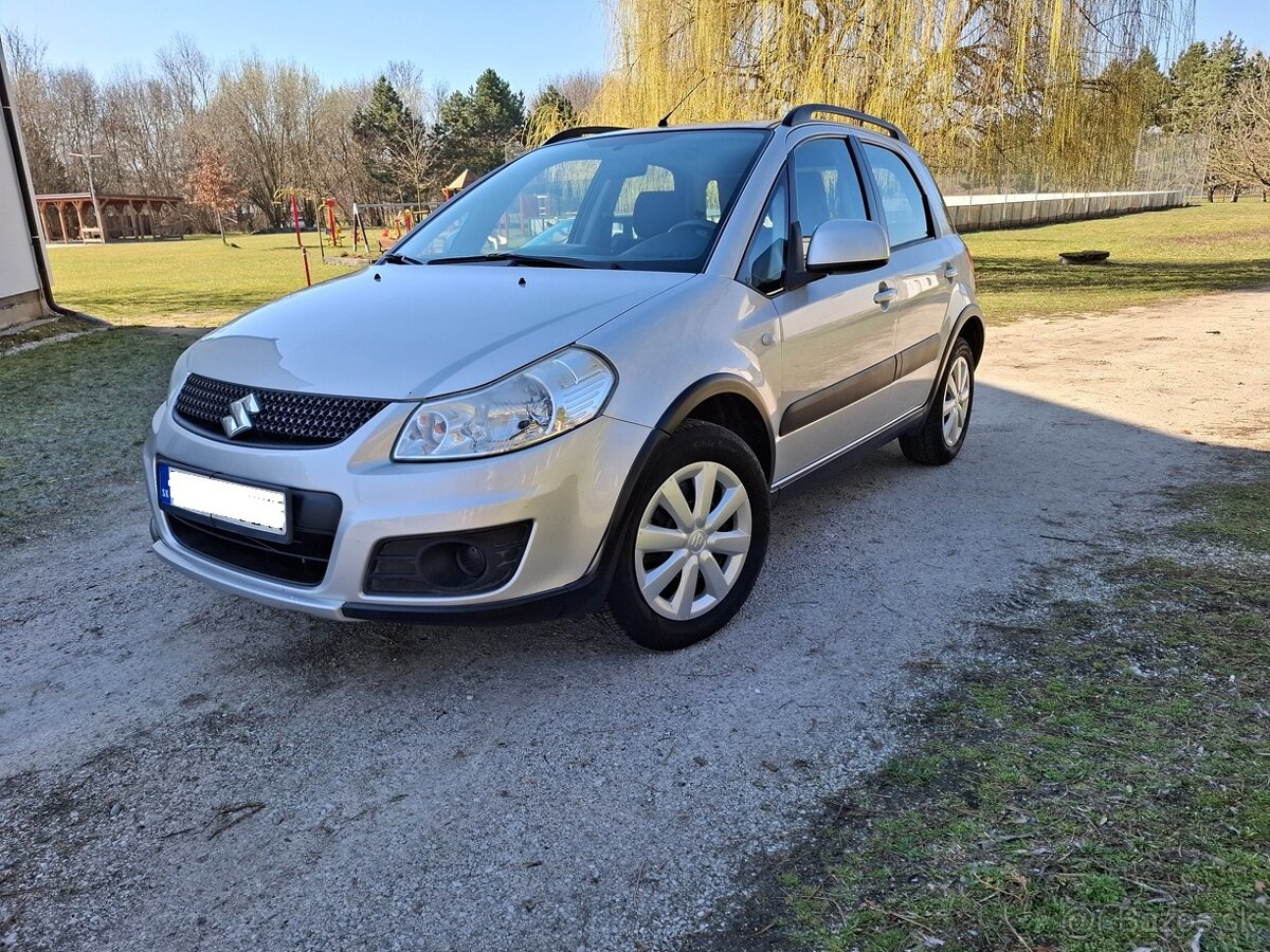 Suzuki SX4  1.6i  benzin outdoor