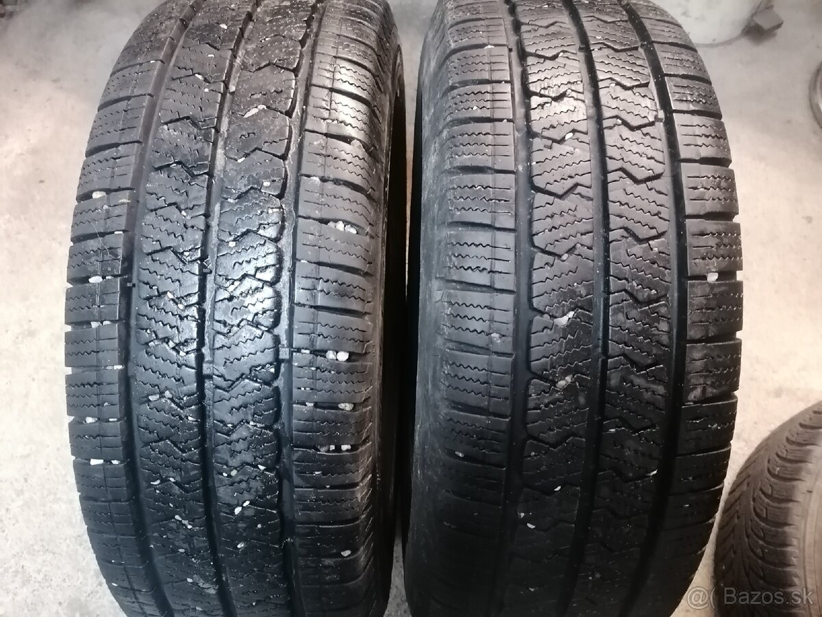 215/70 R15