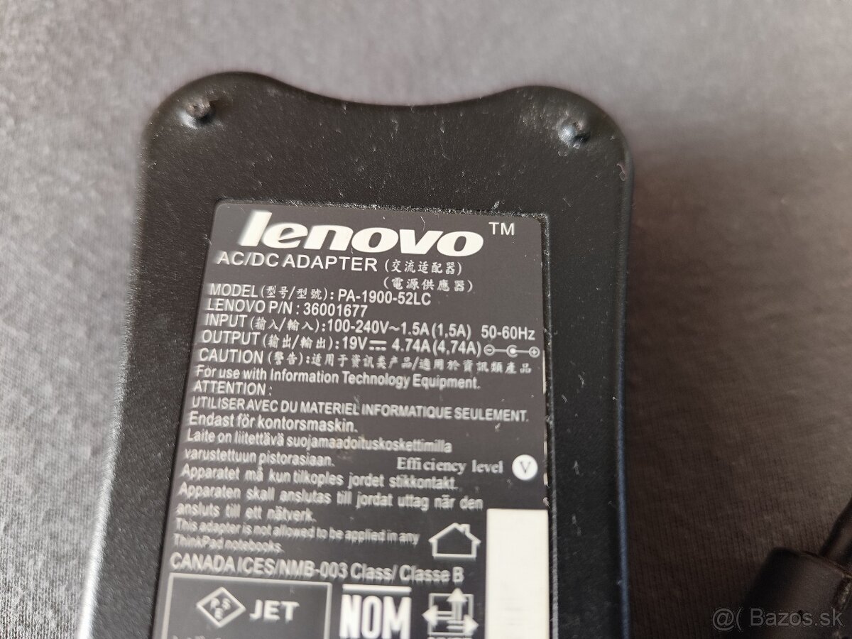 Predám Nabijacku LENOVO