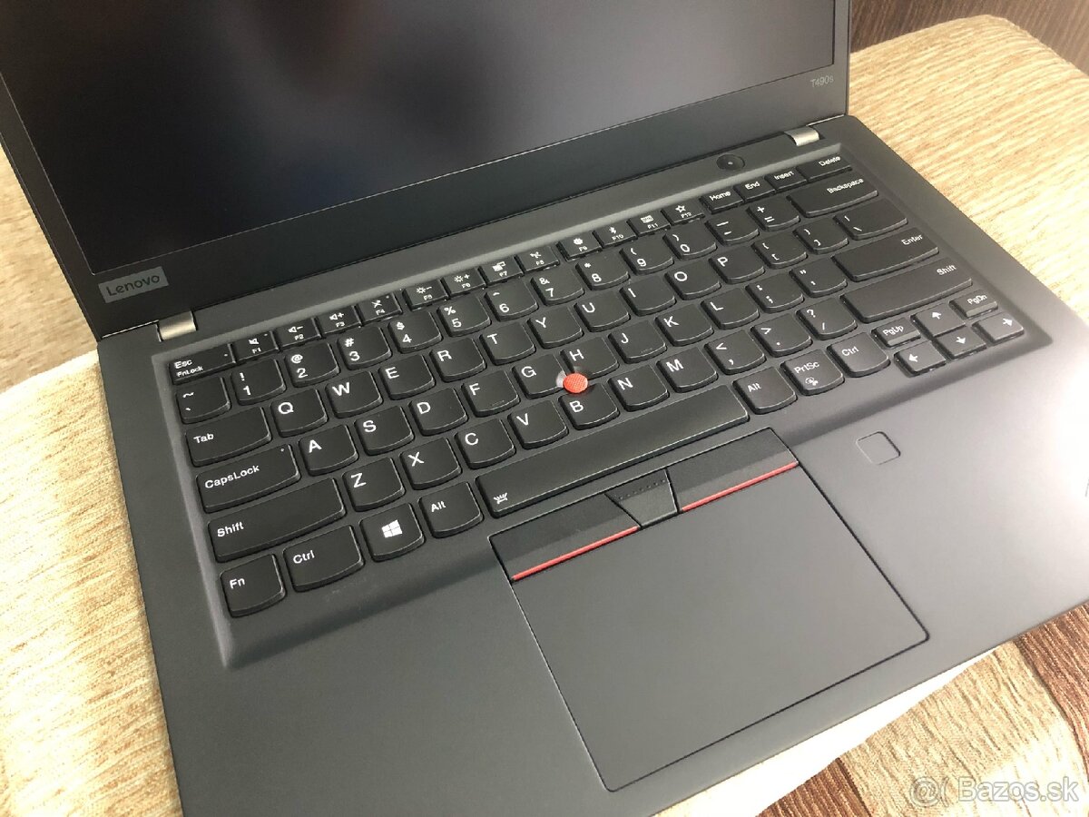 Predám notebook lenovo thinkpad t490s