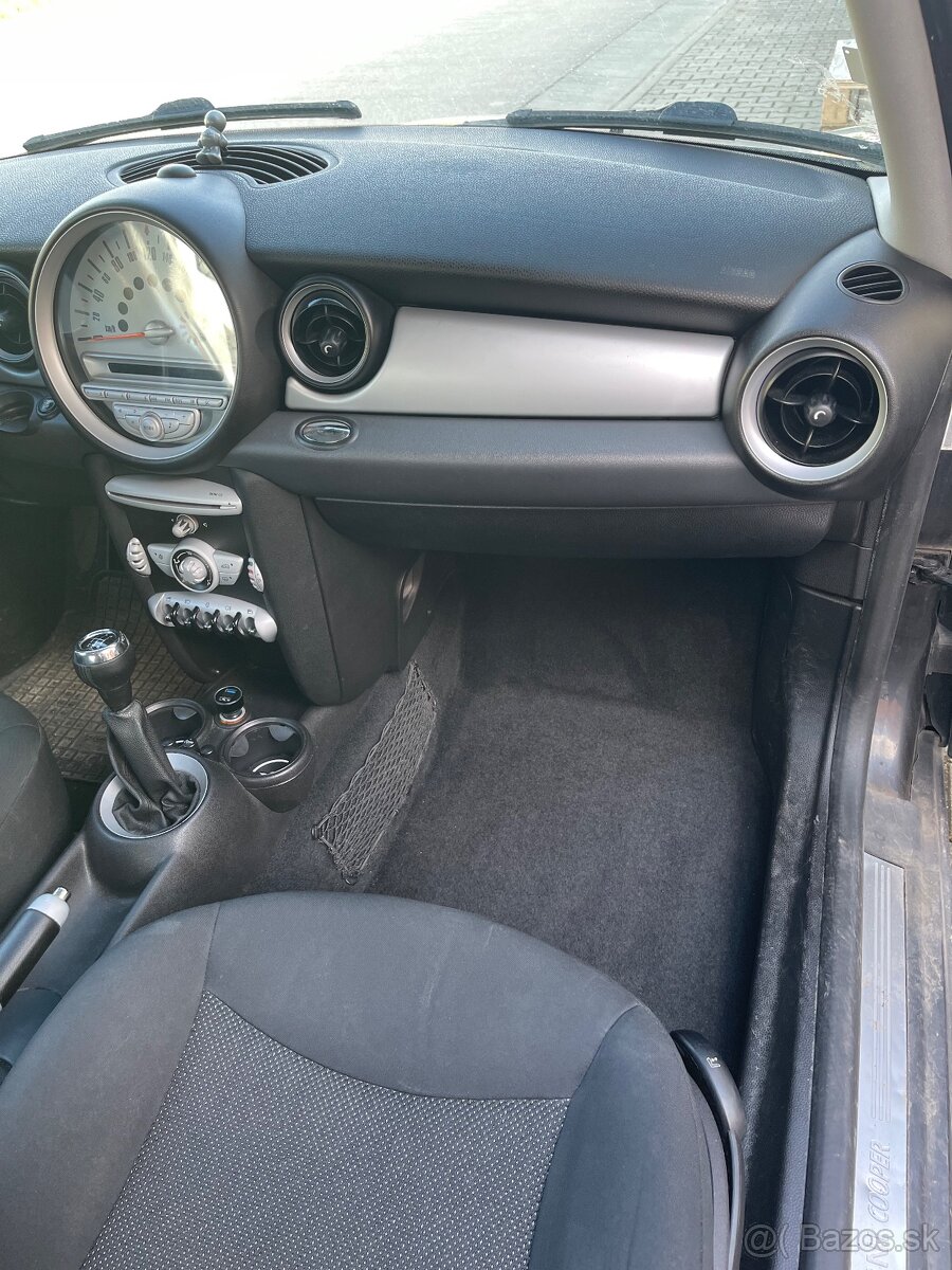 Mini Cooper 1.6