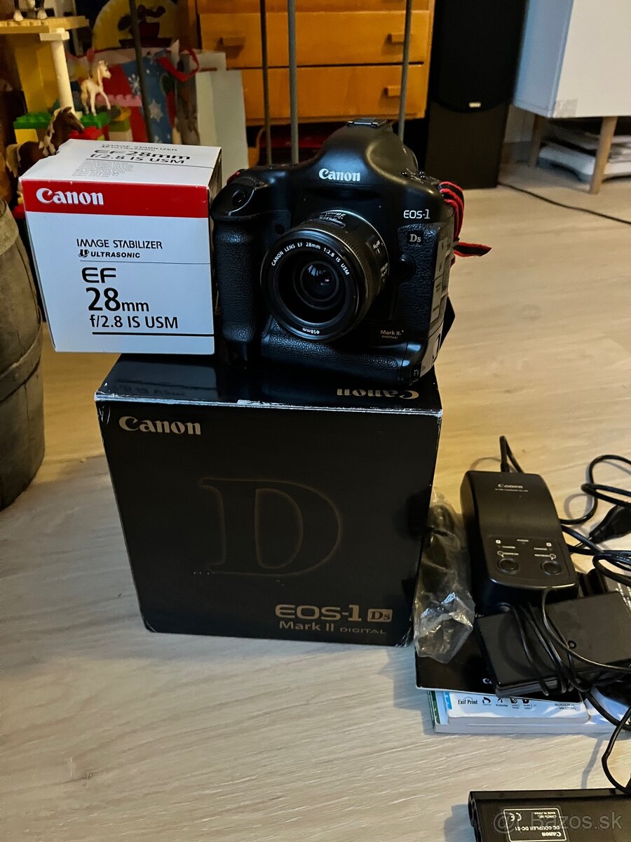 Canon 1Ds mk II + blesk full box