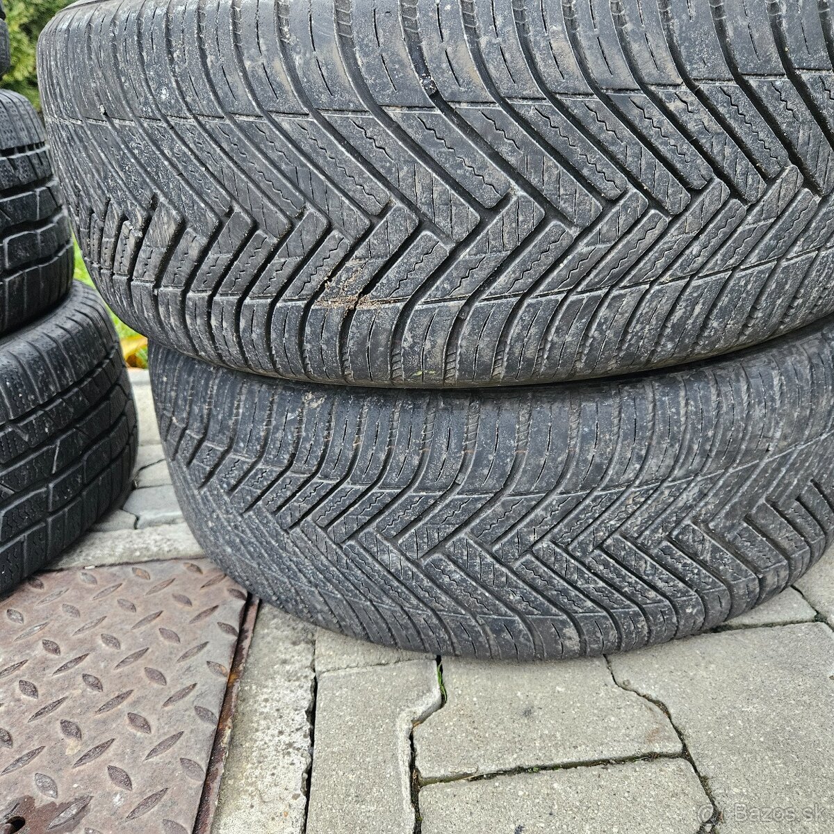 215/55 r17 Hankook