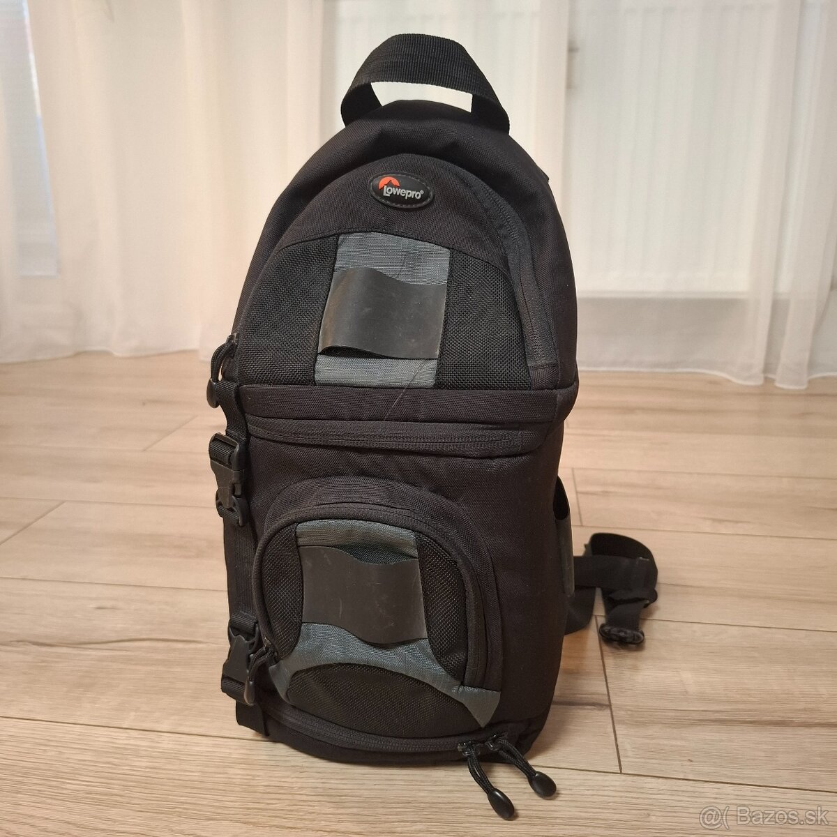 Fotobatoh Lowepro Slingshot 100AW