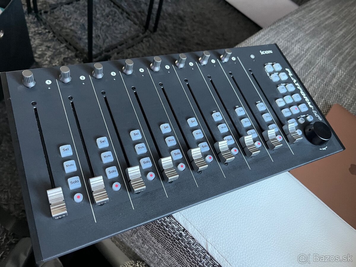 Icon Platform M+ Motorizované faders