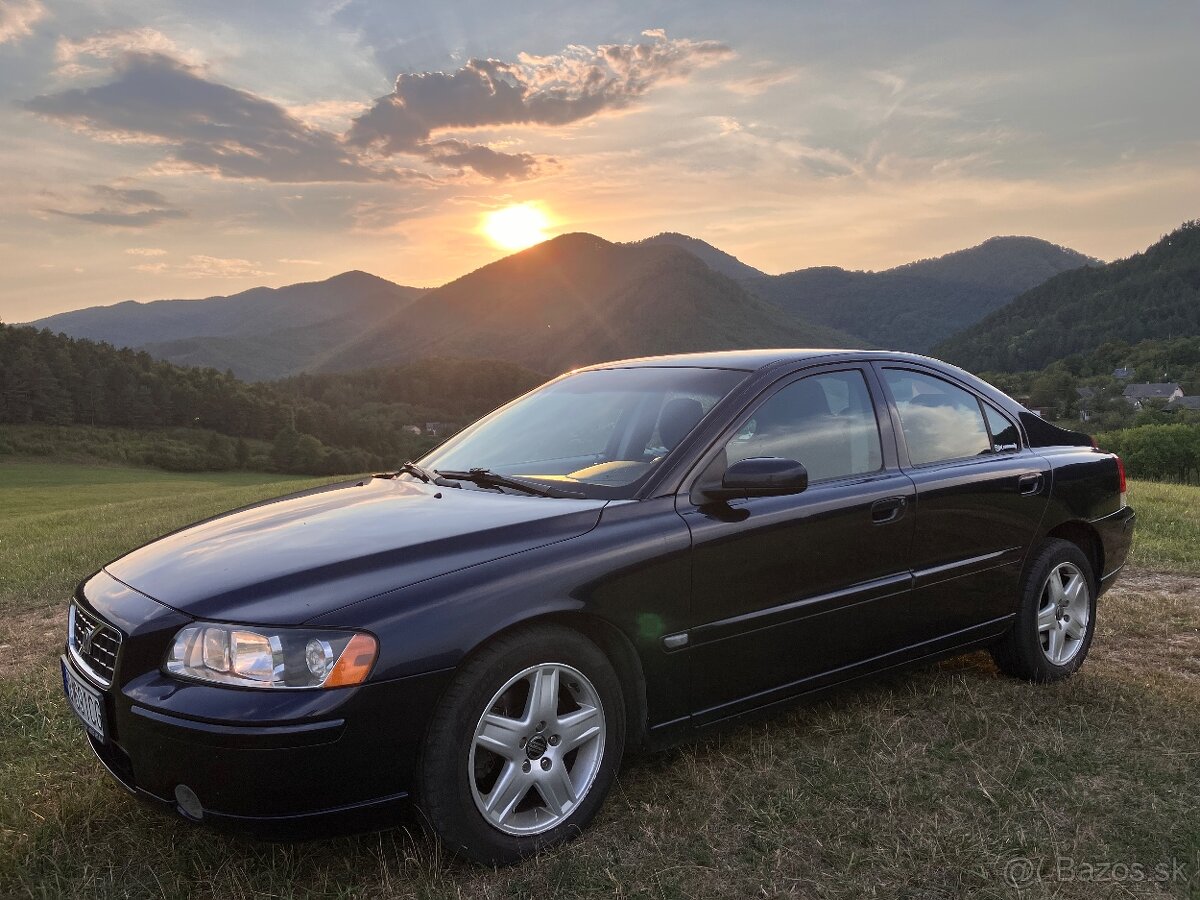 VOLVO S60, 120kW, D5, r.v. 2005, automat