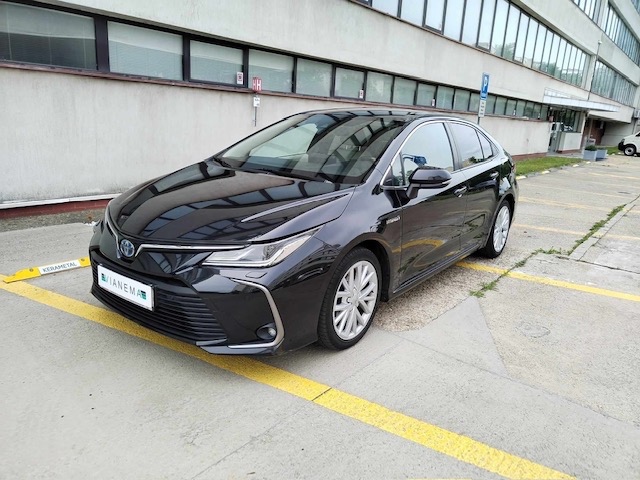 Toyota Corolla 1.8 Hybrid Selection, DPH