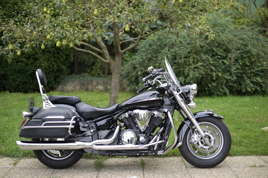 Predám Yamaha Midnight Star SVX1300A 2010