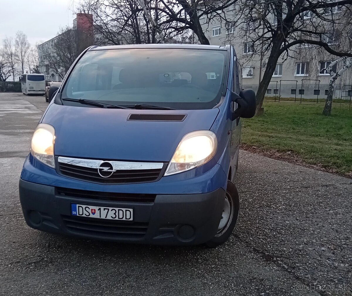 Predam Opel Vivaro