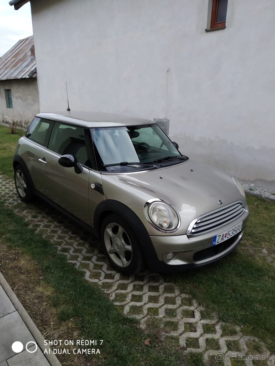 Mini One R56 1.4 70kw 2008 automat