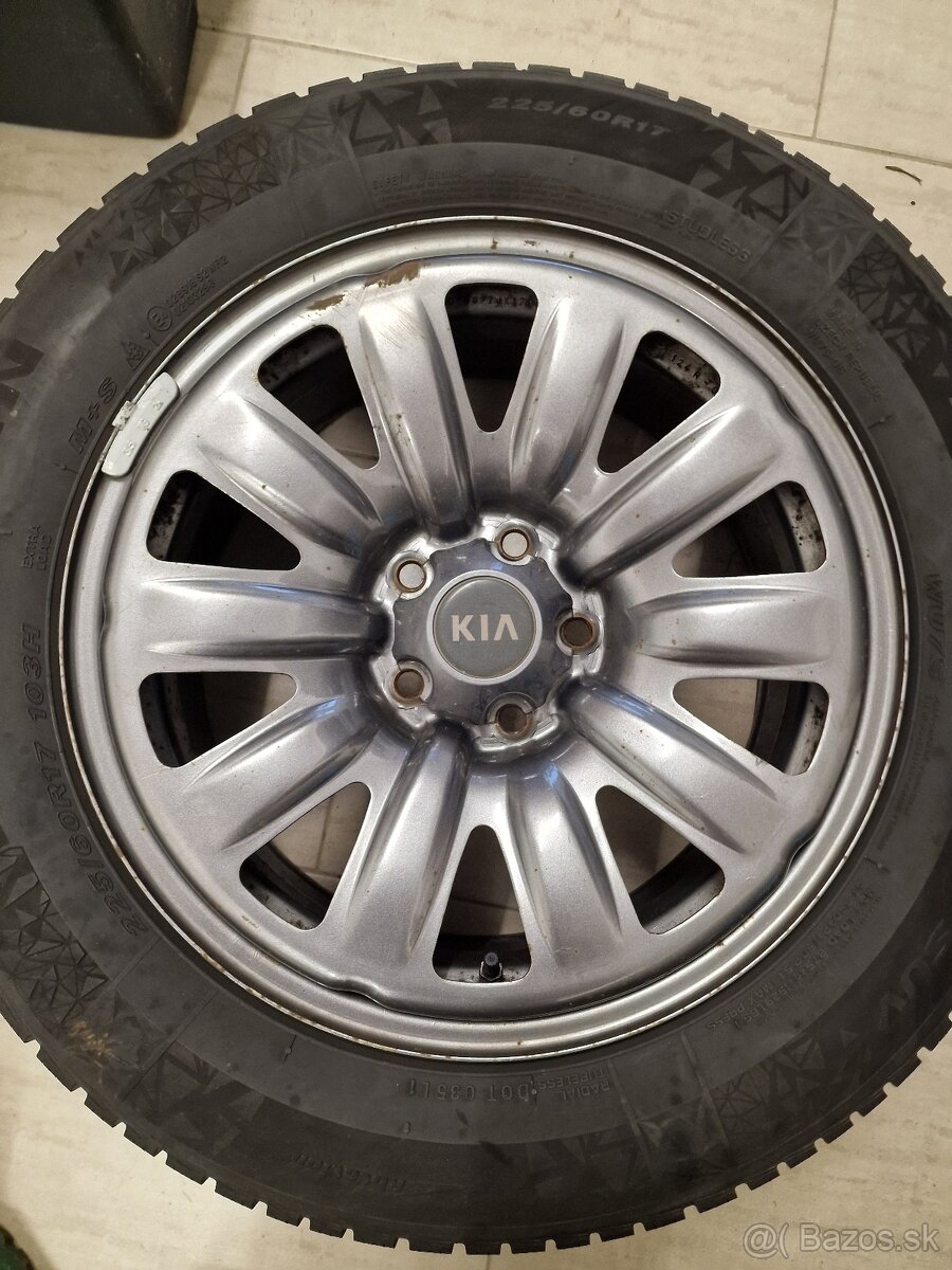 Zimne pneu 225/60 R17 KIA Sportage so senzormi TPMS