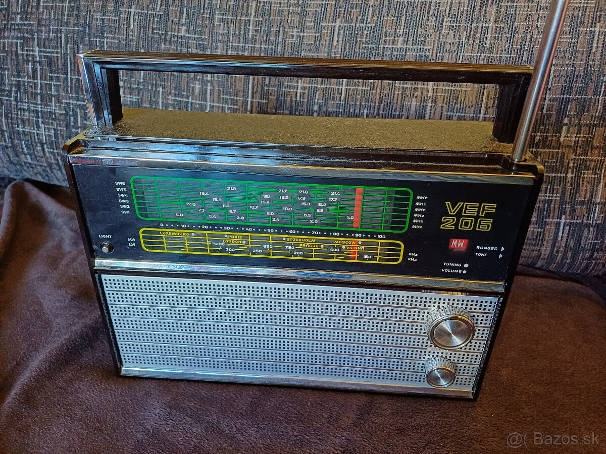 Rádio VRF 206