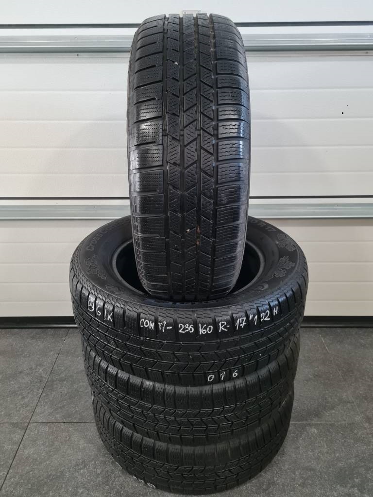 4x Continental 235/60 R17 102H Zimné pneumatiky.