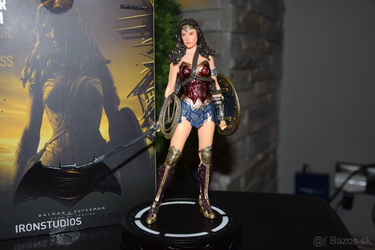 Zberatelska figurka Wonder Woman 1:10