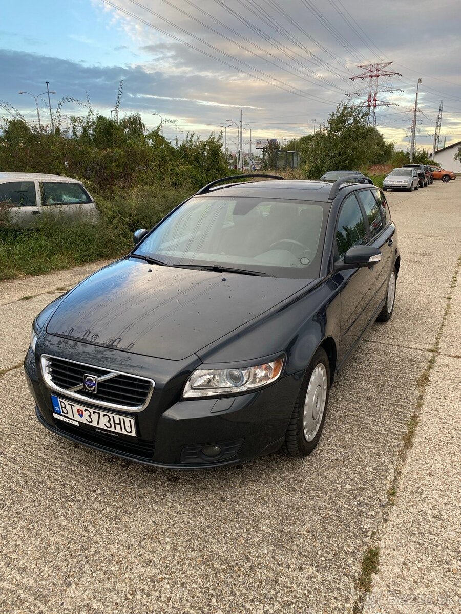 Volvo V50