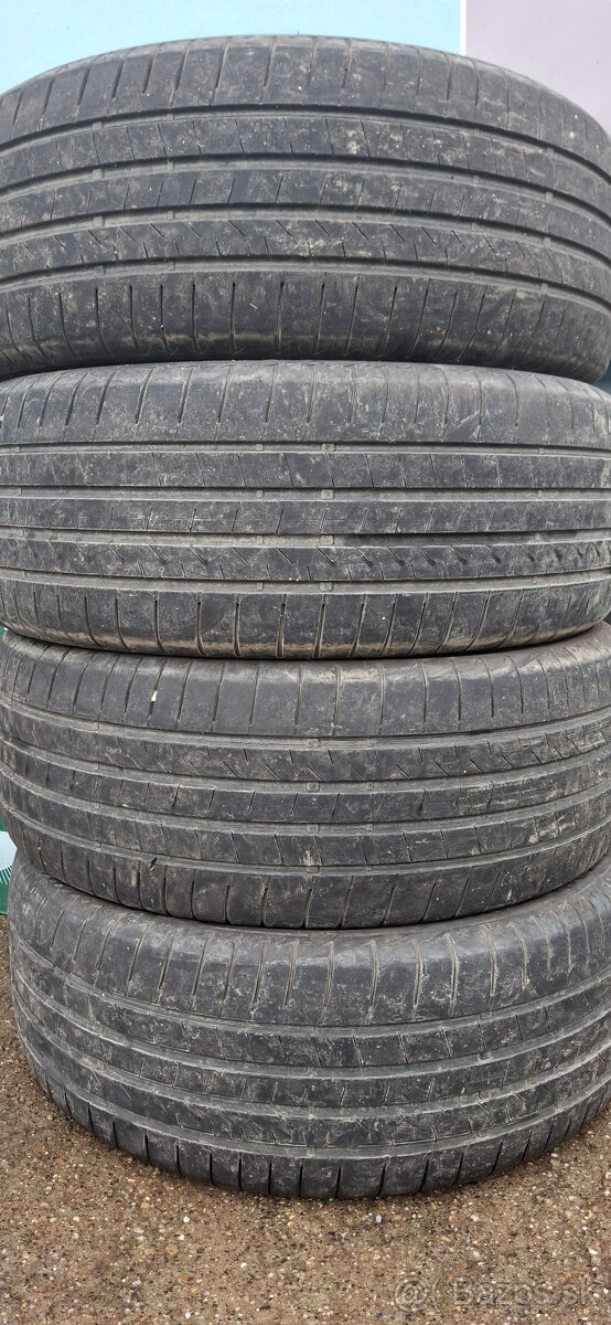 Letne pneu 255/55R19