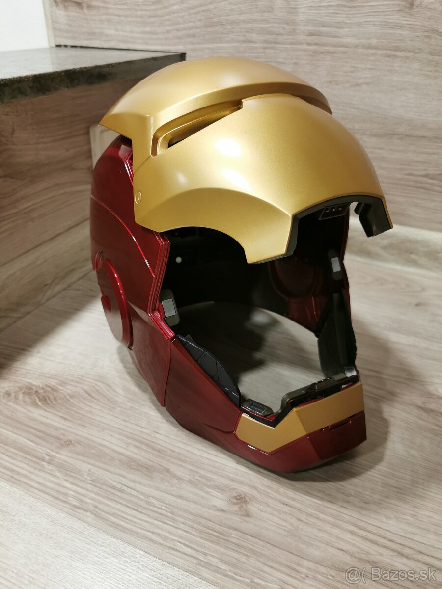 IRON MAN PRILBA