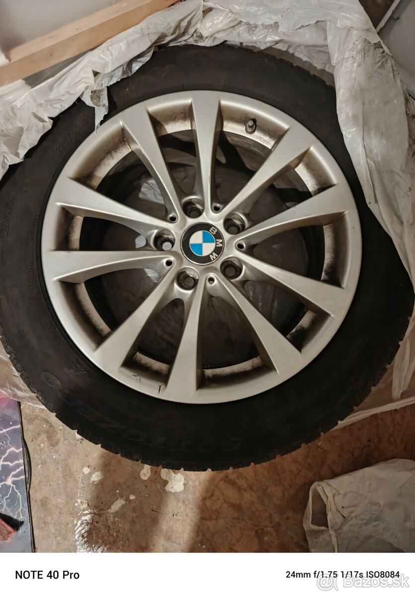 BMW R17" 5X120 225/55 R17 OBUTÉ  ZIMNÉ PIRELLI SU AKO NOVE