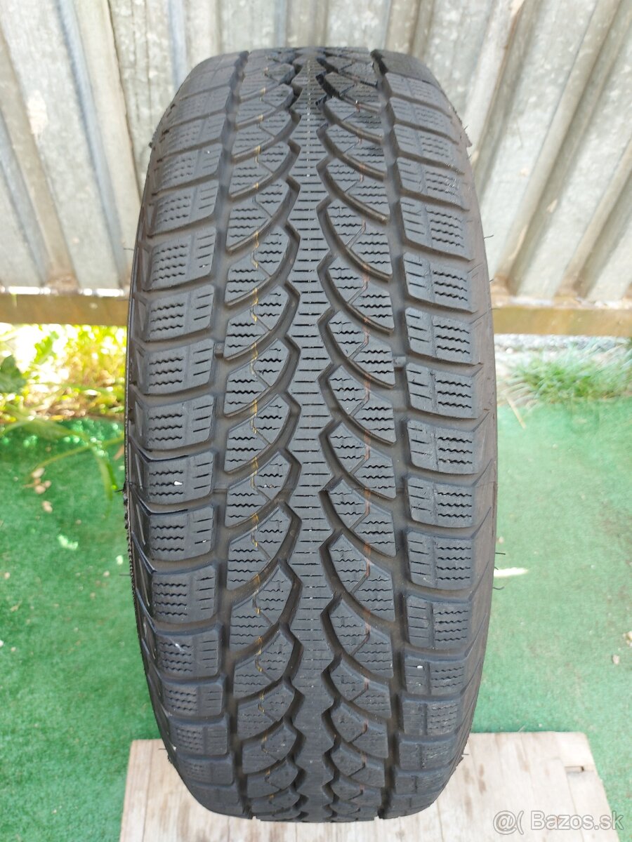 Špičkové zimné pneu Bridgestone Blizzak - 205/55 r16