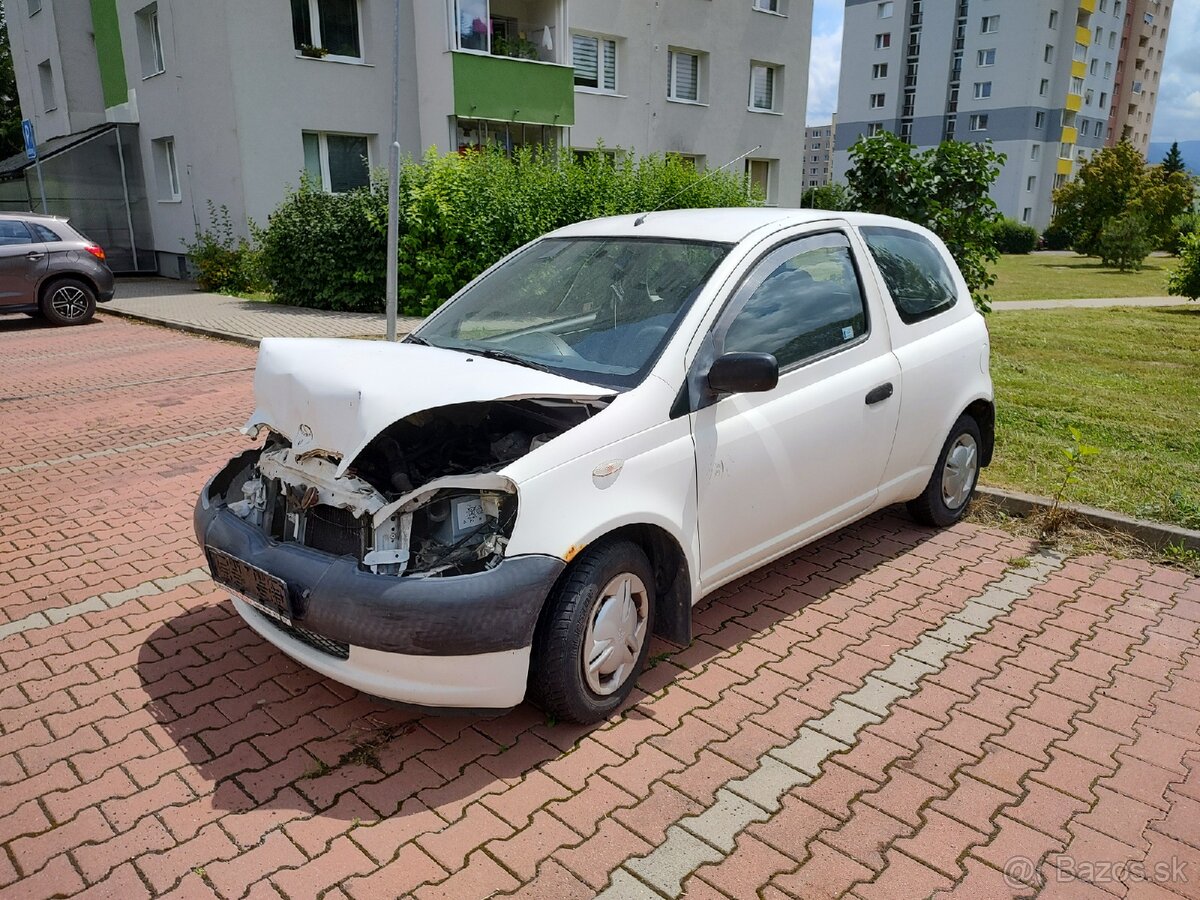 Toyota Yaris 1.0 - na opravu alebo na ND