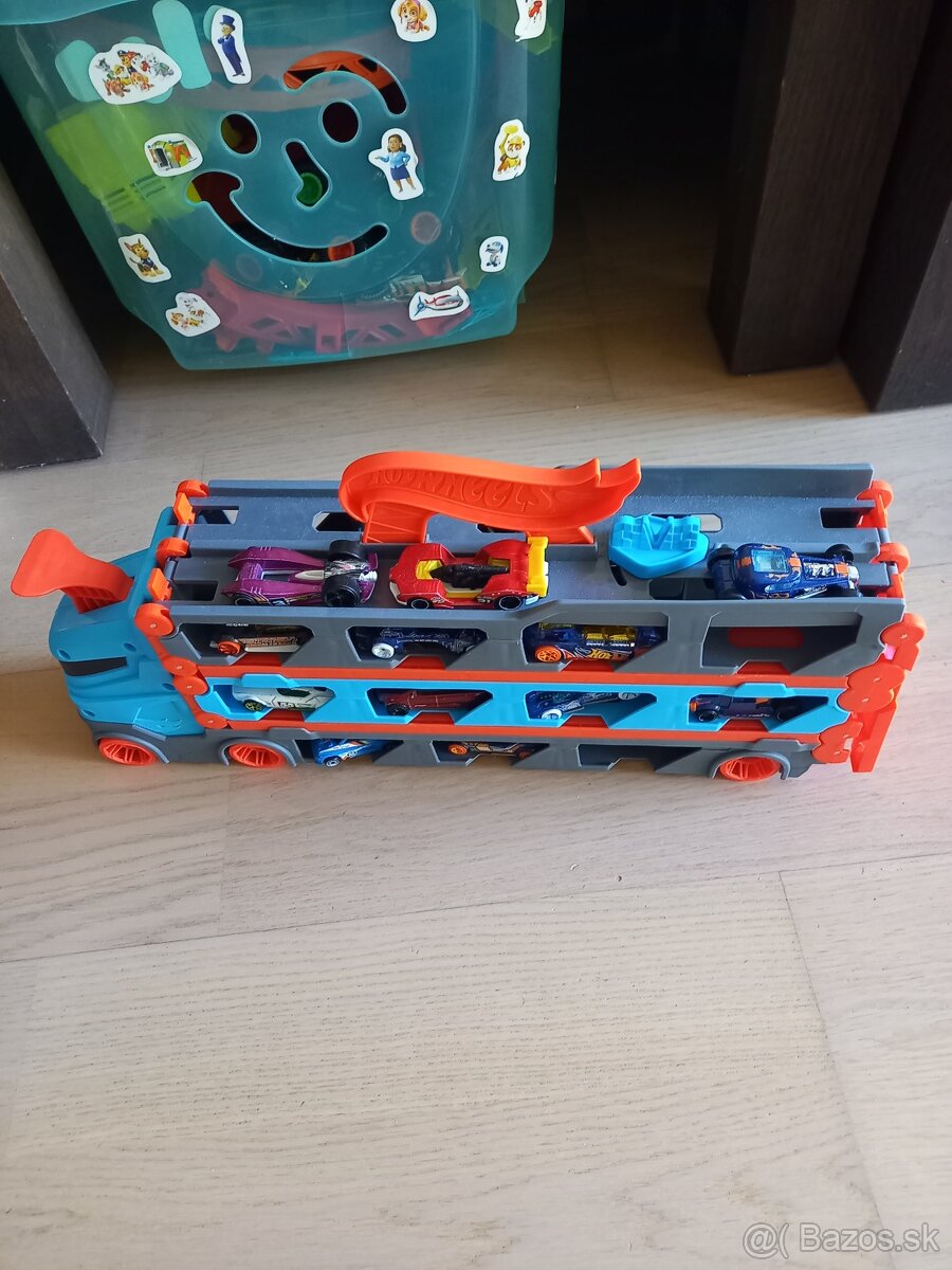 Hot Wheels Autotransporter