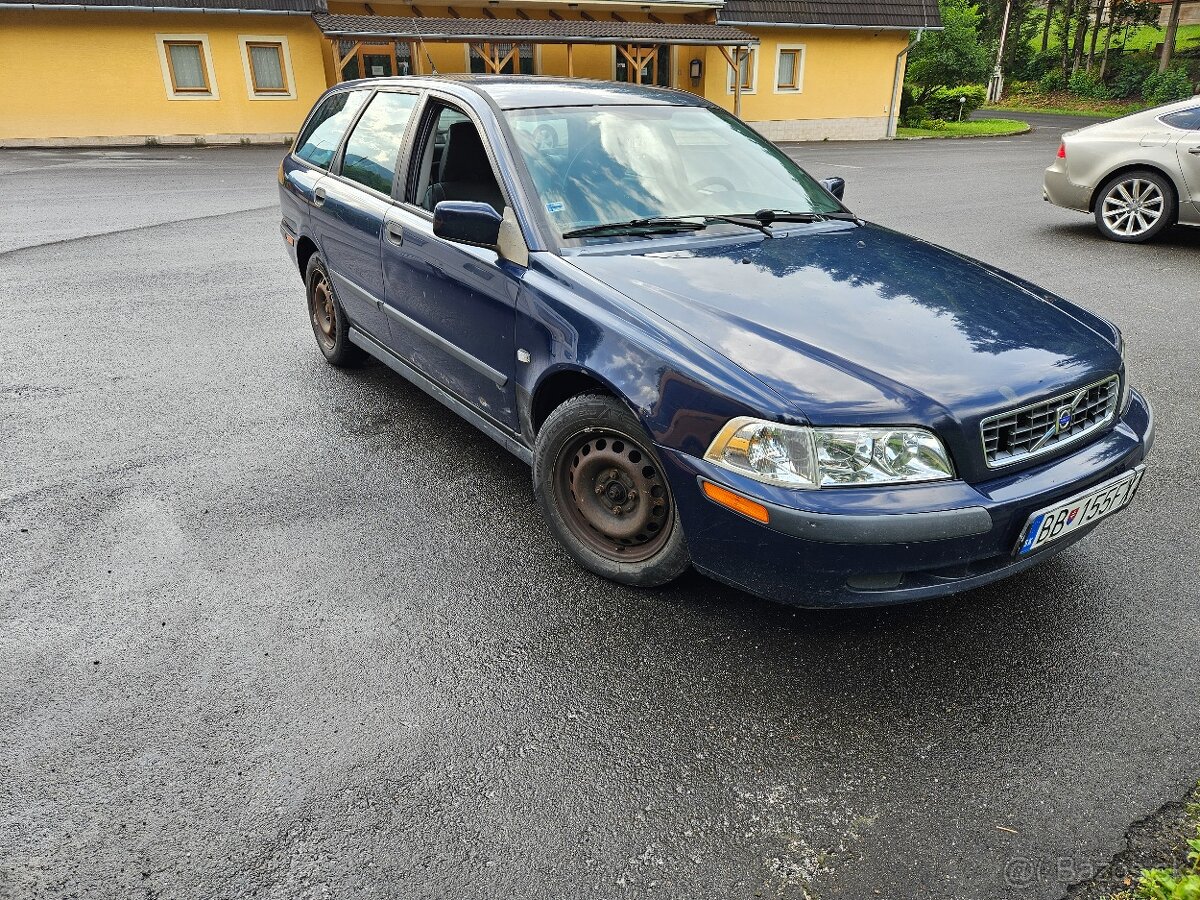 Volvo V40 1.9tdi r.2004 .... znížená cena do 5.11.