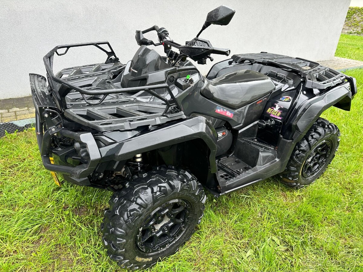 CAN-AM Outlander MAX 1000R XTP