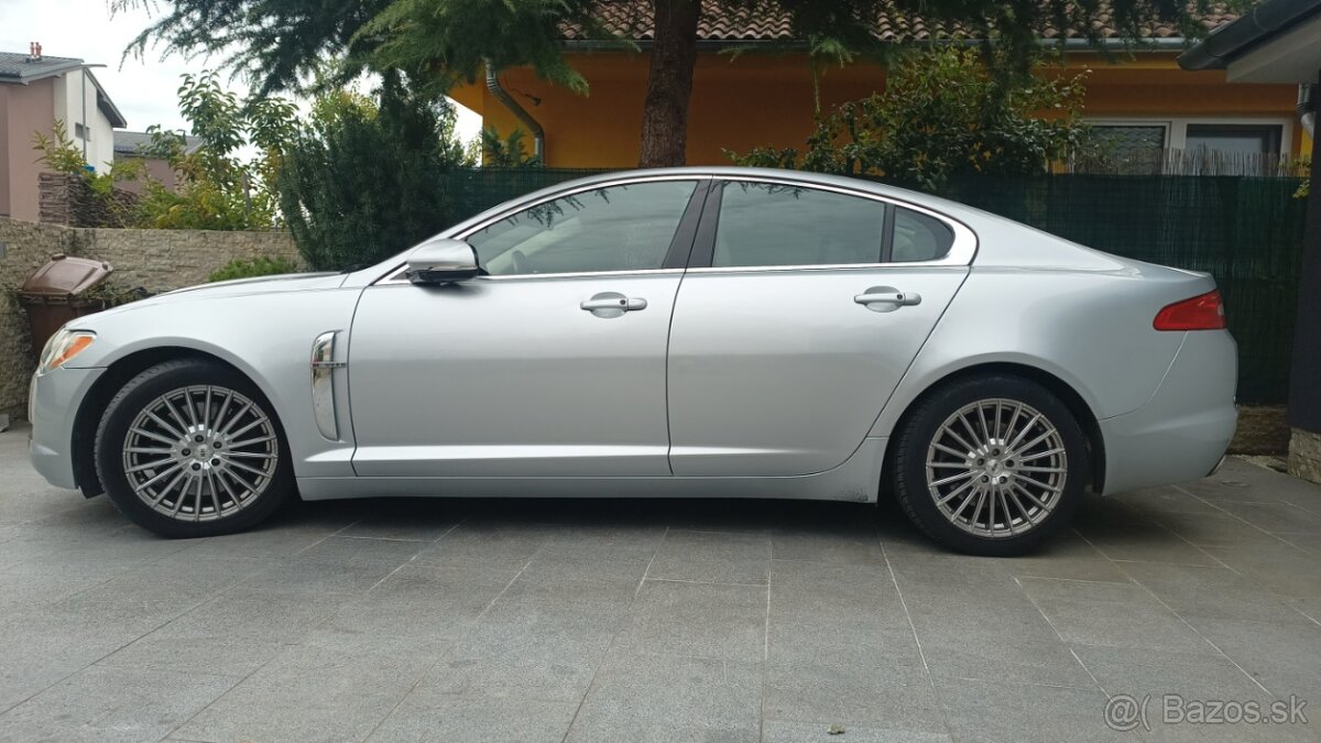 Jaguar xf