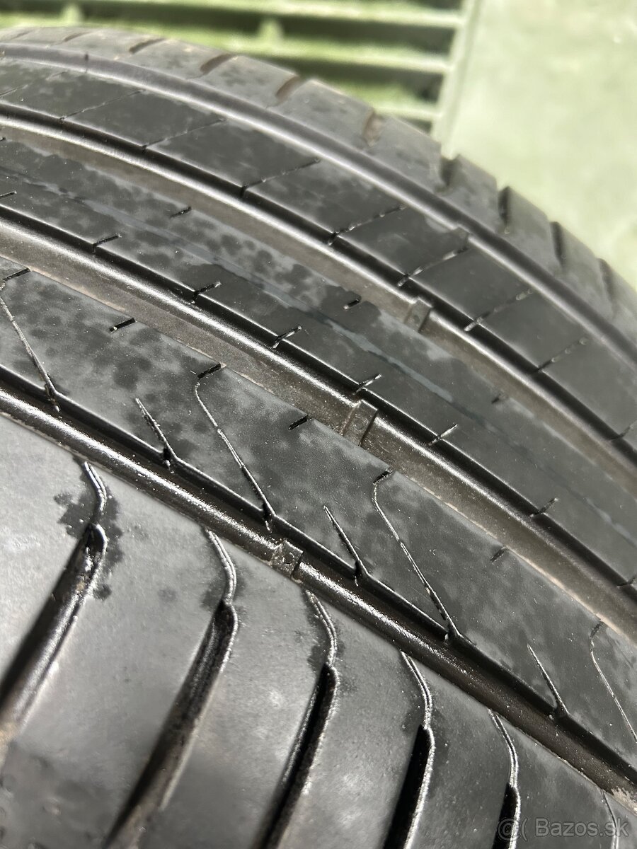 PIRELLI CINTURATO P7 / R18