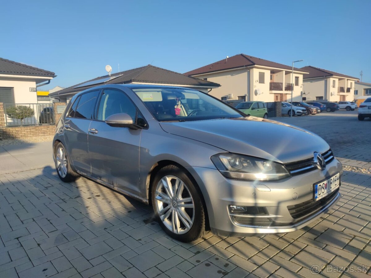 Volkswagen Golf  1.4 TSI