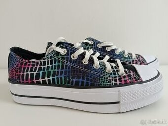 CONVERSE farebné