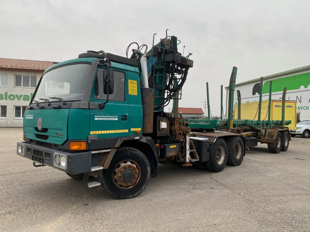 TATRA T 815 lesovoz 6x6 s HR na drevo OSTROJ