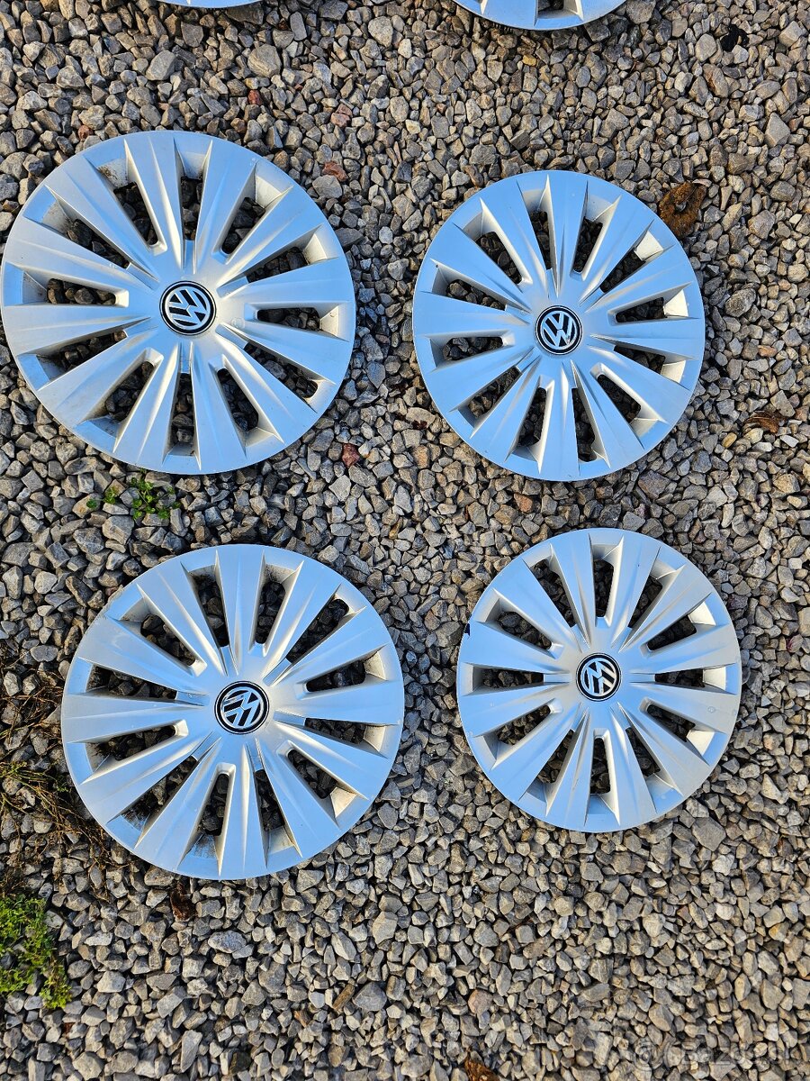 VW VOLKSWAGEN Puklice / Kryty kolies R15 5G0601147