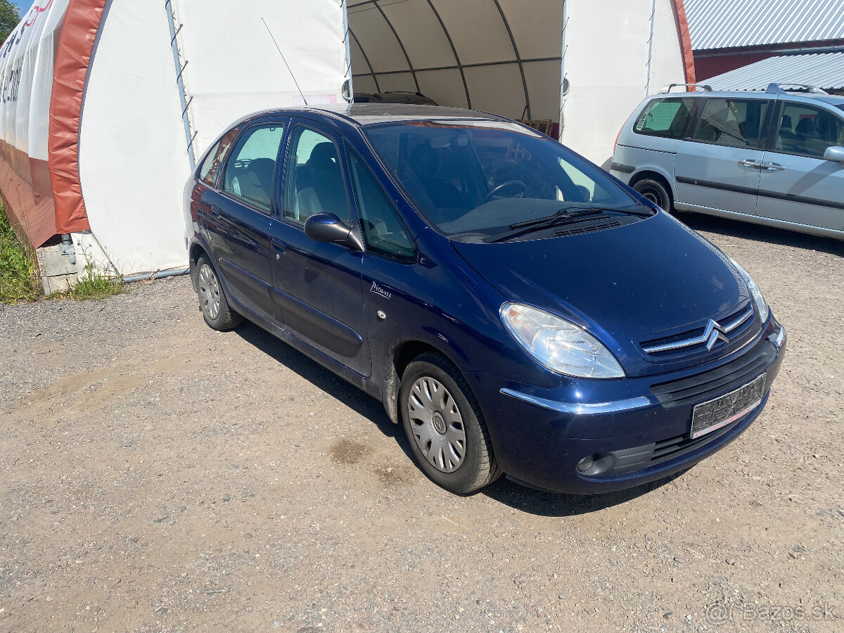 Xsara Picasso 1,6HDI 9HZ 80KW prodám náhradní díly