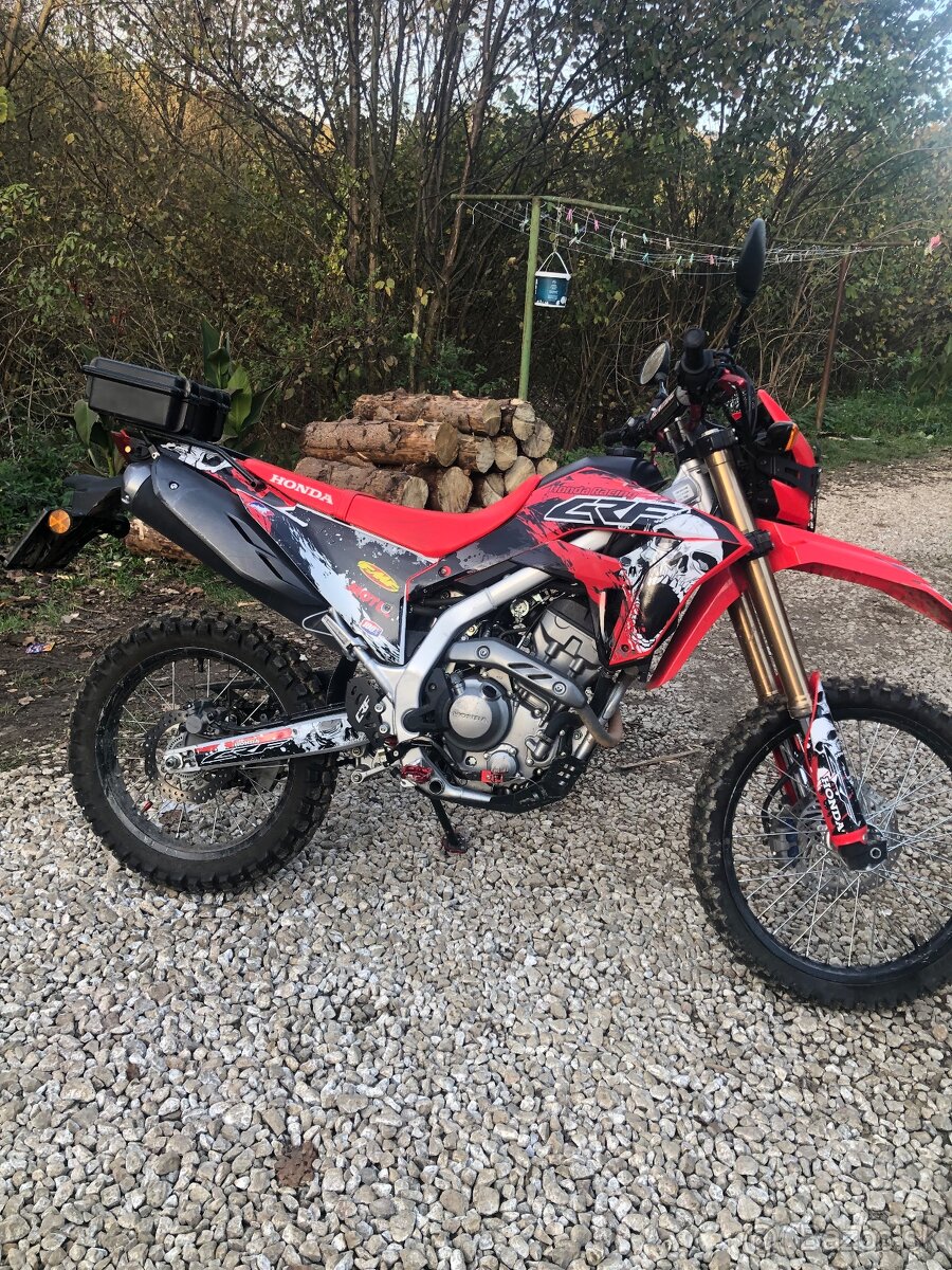 Honda Crf300l rok 2022 počet km 3 tis